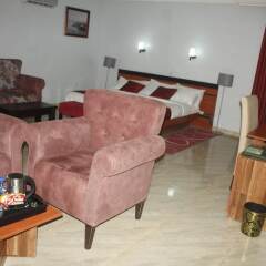 Отель Dannic Hotels Enugu комната для гостей фото 2
