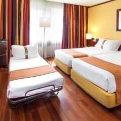 Отель Holiday Inn Lisbon Continental комната для гостей фото 4