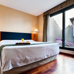 Hotel Villacarlos сейф в номере