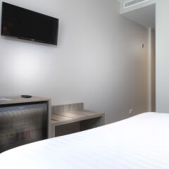 Отель Hôtel International Paris удобства в номере фото 2