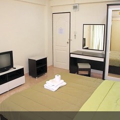 Апартаменты Noble Residence Serviced Apartment Паттайя комната для гостей фото 3