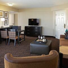 Отель Embassy Suites Los Angeles - International Airport/North США, Лос-Анджелес - отзывы, цены и фото номеров - забронировать отель Embassy Suites Los Angeles - International Airport/North онлайн комната для гостей фото 3