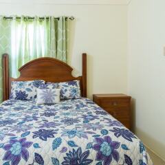 Отель Ocho Rios Beach House at Dax Hall Очо-Риос комната для гостей фото 5