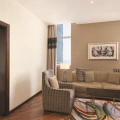 Отель Ramada Corniche 4* Люкс фото 3