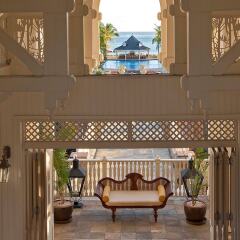 Отель Heritage Le Telfair Golf & Wellness Resort интерьер отеля фото 3