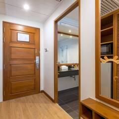 Отель Sunwing Bangtao Beach сейф в номере