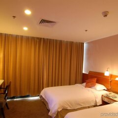 Отель Yihe Hotel Ouzhuang Китай, Гуанчжоу - 1 отзыв об отеле, цены и фото номеров - забронировать отель Yihe Hotel Ouzhuang онлайн комната для гостей фото 3