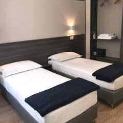 Boutique Hotel Neptune Nice сейф в номере