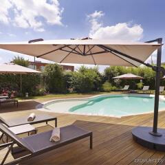 Отель Holiday Inn Express Toulouse Airport Франция, Бланьяк - отзывы, цены и фото номеров - забронировать отель Holiday Inn Express Toulouse Airport онлайн бассейн