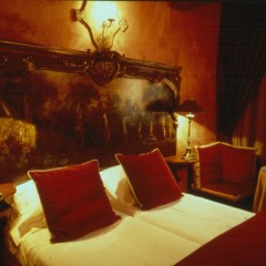 Отель Cour Des Loges Hotel Франция, Лион - 1 отзыв об отеле, цены и фото номеров - забронировать отель Cour Des Loges Hotel онлайн комната для гостей фото 3