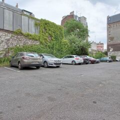 Отель Kyriad Paris Nord Porte de St Ouen парковка