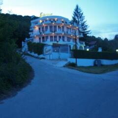 Отель Sunrise Guest House вид на фасад фото 3