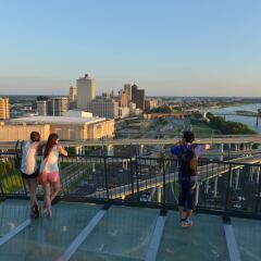 Crowne Plaza Memphis Downtown Hotel спортивное сооружение