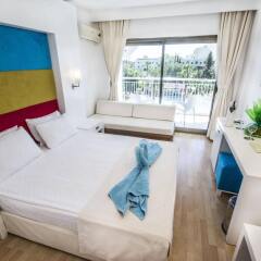 Side Ally Hotel - All inclusive комната для гостей фото 4