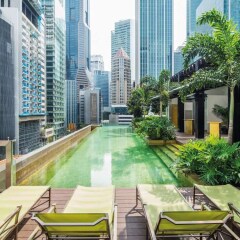 Отель Sofitel So Singapore бассейн фото 3