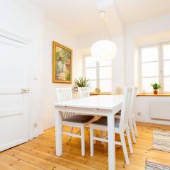 Отель ApartDirect Gamla Stan Швеция, Стокгольм - 1 отзыв об отеле, цены и фото номеров - забронировать отель ApartDirect Gamla Stan онлайн в номере