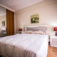 Апартаменты The Beach Apartment Wow by Green Vacations комната для гостей