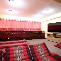 Thai Cat Hostel Bb Bangkok Бангкок развлечения