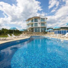 Nushev Hotel Свети Влас бассейн фото 2