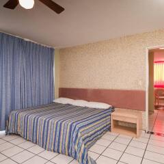 Отель Suites Futura комната для гостей фото 5