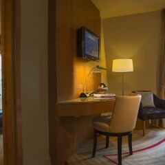 Отель Renaissance Paris Vendome Hotel Франция, Париж - отзывы, цены и фото номеров - забронировать отель Renaissance Paris Vendome Hotel онлайн удобства в номере фото 2
