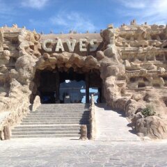 Отель Caves Beach Resort Hurghada - Adults Only - All Inclusive спортивное сооружение