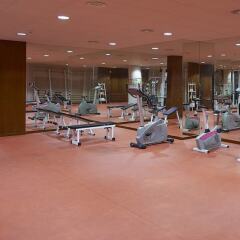 Отель Hesperia Sant Joan Suites фитнесс-зал фото 4