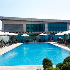 Отель Bishkekpark Residence Кыргызстан, Бишкек - отзывы, цены и фото номеров - забронировать отель Bishkekpark Residence онлайн бассейн фото 2