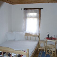 Отель Sarafova Guest House комната для гостей фото 5