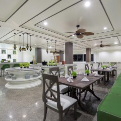 Отель Chanalai Flora Resort пляж Ката помещение для мероприятий