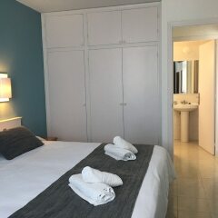 Отель VORAMAR Испания, Кала-эн-Форкат - отзывы, цены и фото номеров - забронировать отель VORAMAR онлайн комната для гостей