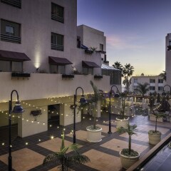 Отель Jw Marriott Santa Monica Le Merigot Санта-Моника вид на фасад