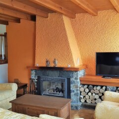 Отель Apartamentos Rurales Les Barnedes Испания, Мольо - отзывы, цены и фото номеров - забронировать отель Apartamentos Rurales Les Barnedes онлайн комната для гостей фото 5