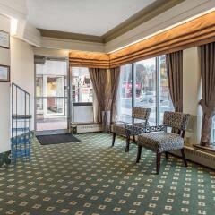 Отель Econo Lodge Downtown Ottawa Канада, Оттава - 2 отзыва об отеле, цены и фото номеров - забронировать отель Econo Lodge Downtown Ottawa онлайн интерьер отеля фото 2