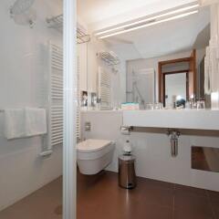 Отель All Suites Island Hotel Istra Хорватия, Ровинь - отзывы, цены и фото номеров - забронировать отель All Suites Island Hotel Istra онлайн ванная