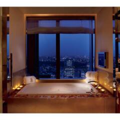 Отель The Ritz Carlton Tokyo Токио ванная
