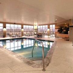 Cambria Hotel Columbus - Polaris бассейн