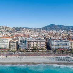 Отель Westminster Hotel & Spa Франция, Ницца - 7 отзывов об отеле, цены и фото номеров - забронировать отель Westminster Hotel & Spa онлайн пляж