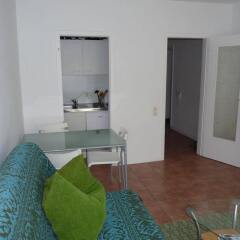 Отель Kunibertkloster Appartements Am Dom Кёльн комната для гостей фото 3