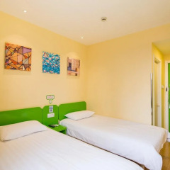 Отель Hi Inn Beijing Yonghegong Metro Station Китай, Пекин - отзывы, цены и фото номеров - забронировать отель Hi Inn Beijing Yonghegong Metro Station онлайн комната для гостей фото 4