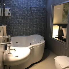 Отель Escape Boutique @ Sathorn Terrace спа фото 2