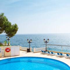 Отель Europe Playa Marina бассейн фото 3