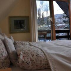 Отель Willa Marma B&B сейф в номере
