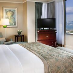 The Ritz-Carlton, Istanbul Турция, Стамбул - 2 отзыва об отеле, цены и фото номеров - забронировать отель The Ritz-Carlton, Istanbul онлайн комната для гостей фото 4