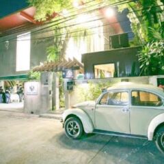 3rd Rock Hostel Бангкок парковка