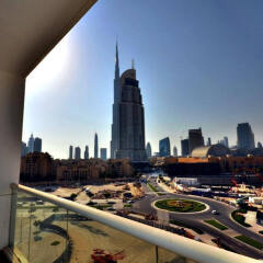 Апартаменты Dubai Stay - Burj Al Nujoom Downtown Holiday Apartment балкон
