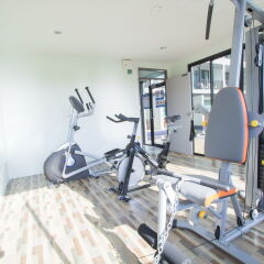 Baba House Phuket Hotel фитнесс-зал фото 2