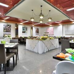 Отель Astoria, Sure Hotel Collection by Best Western Италия, Милан - 7 отзывов об отеле, цены и фото номеров - забронировать отель Astoria, Sure Hotel Collection by Best Western онлайн помещение для мероприятий фото 2