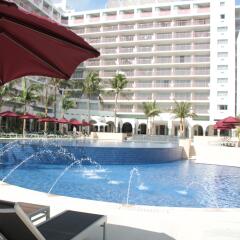 Hotel Mahaina Wellness Resort Okinawa бассейн