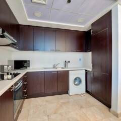Апартаменты Luxury Apartment Steps Away From Everything! Дубай в номере